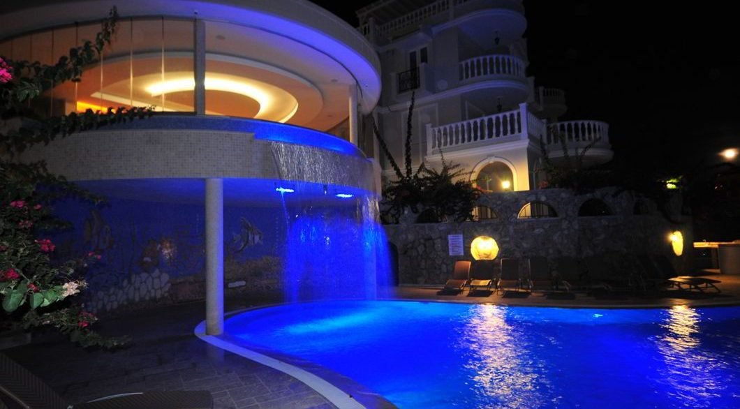 221-787daee0f5f7c3d53e8e4eae868856cc_farkbilisim.com_1129X750--a-4-